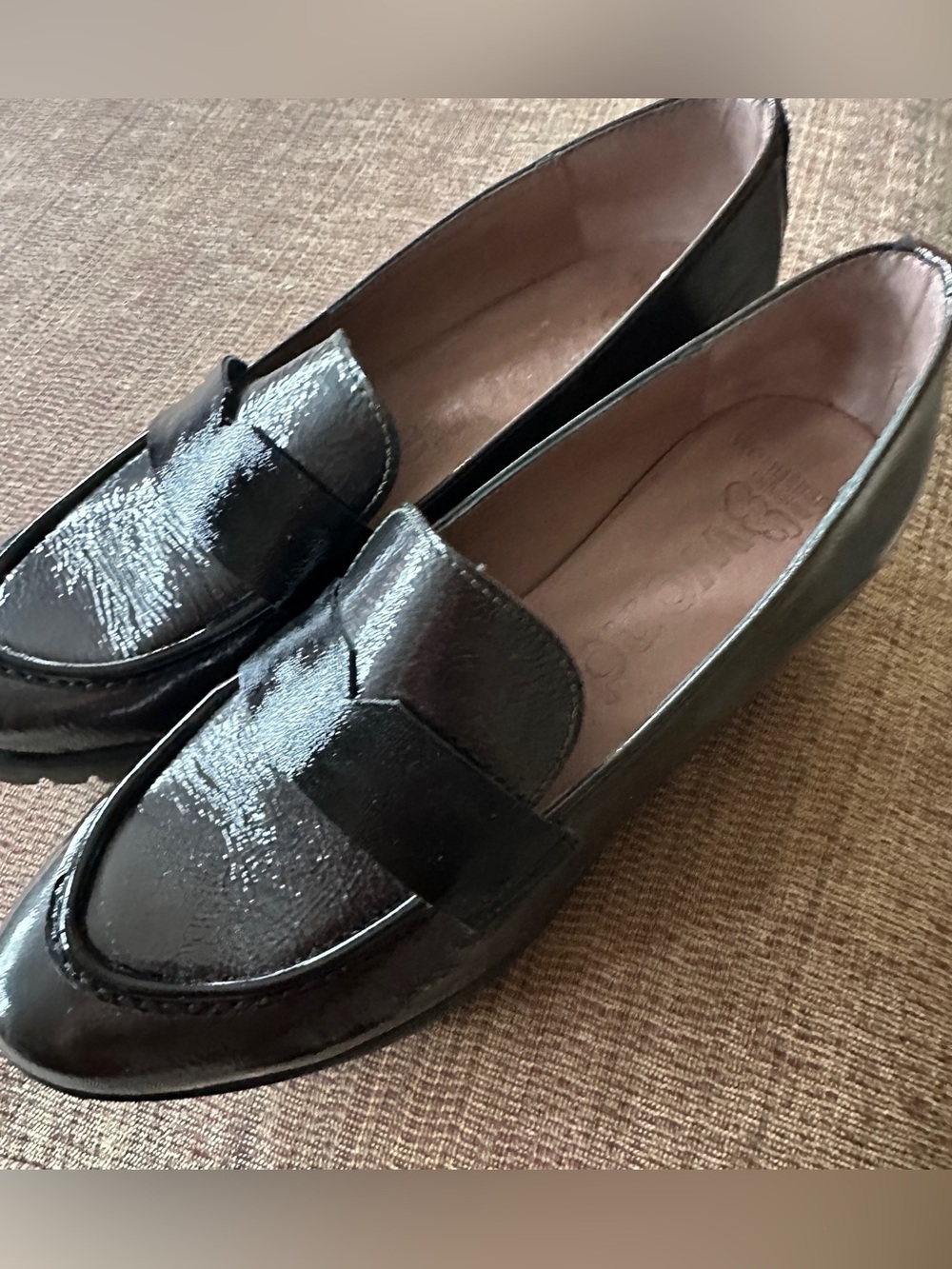 Selling for a friend, black patent leather platform loafers